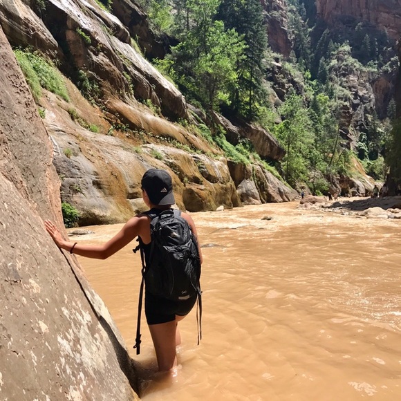 Meet your Posher, Yan - Picture 6 of 10